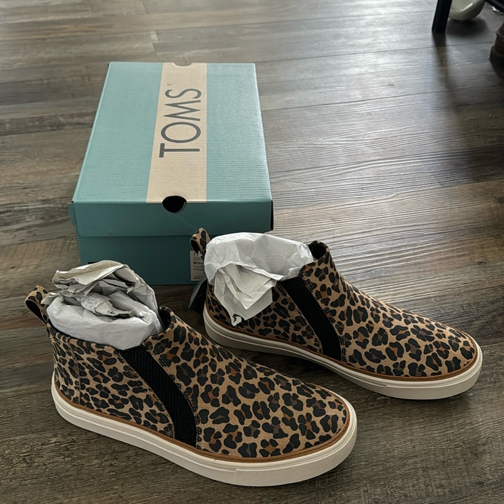 TOMS Bryce Leopard print